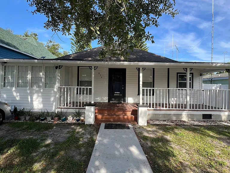 814 Minnesota Ave — Photo 1