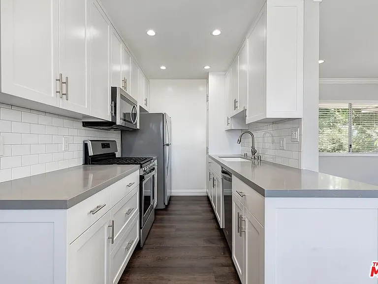 1015 Ashland Ave #4 — Photo 5