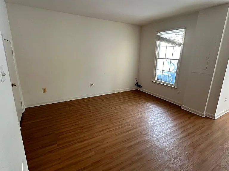 7770 Black Horse Ct — Photo 30