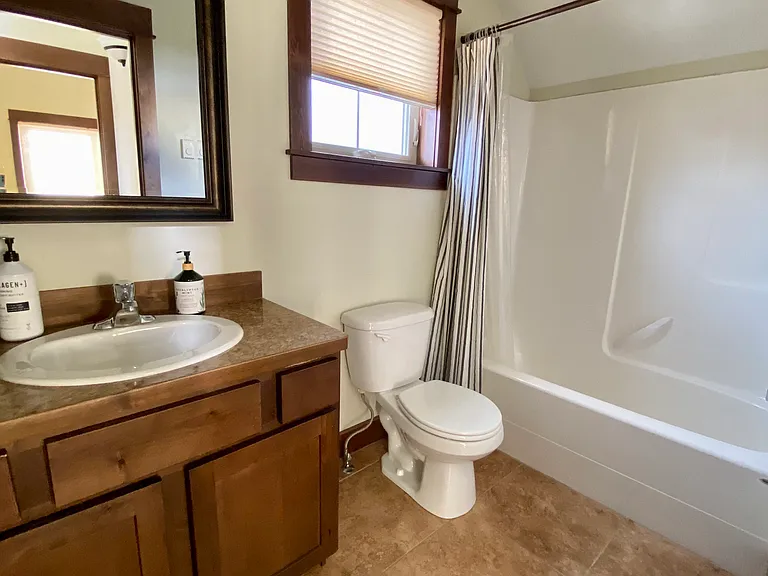 4414 Brisbin St #B — Photo 11