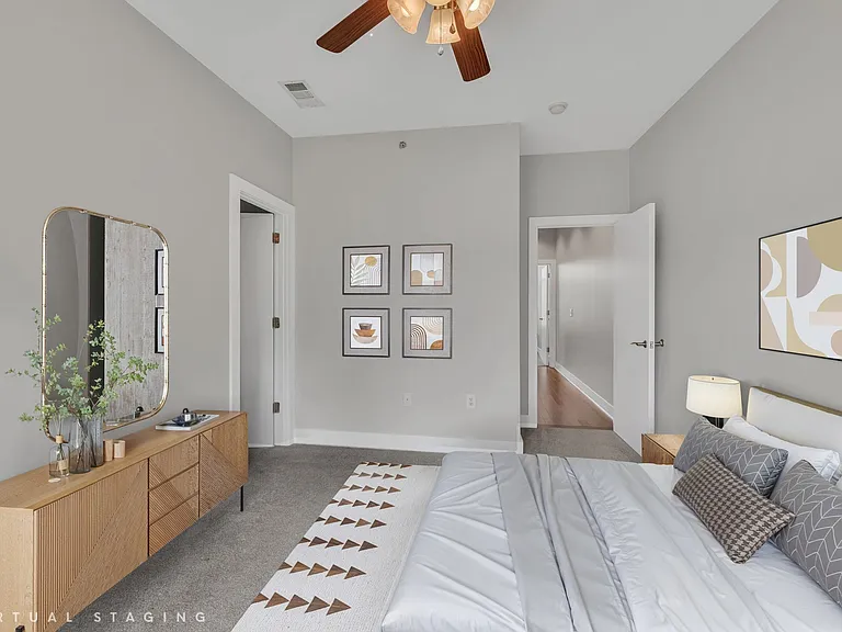 1100 Russell St #102-1 — Photo 23