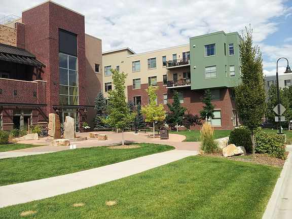 4th image of 3701 Arapahoe Ave #303