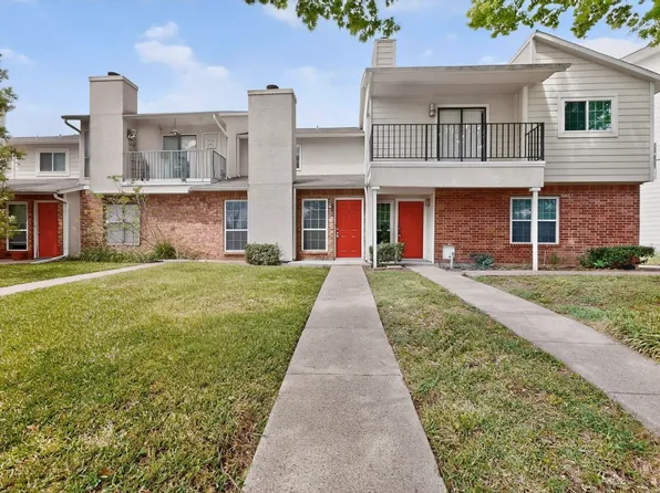 5505 Live Oak St #102, Dallas, TX 75206