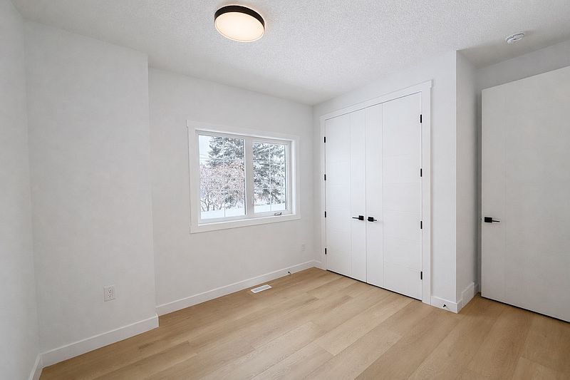 Calgary Townhouse for rent - 3 Bedrooms — photo 12