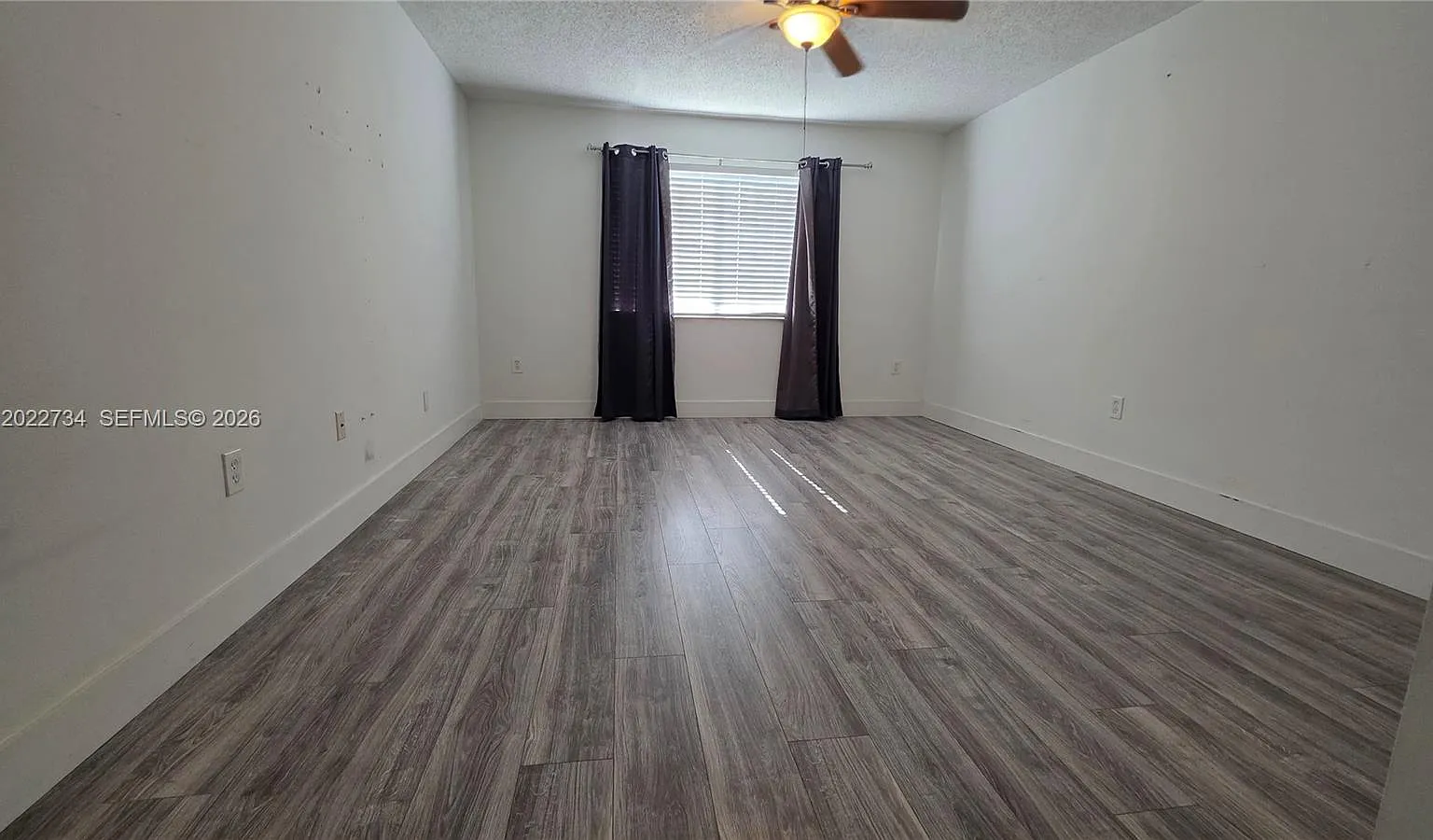 Evergreen Lakes Condo — Photo 4