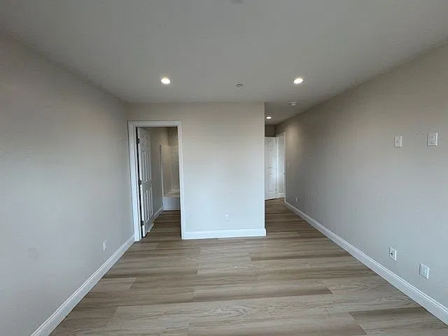 3 bed, 2.0 bath, 1133 sqft, $2,550 — Photo 3