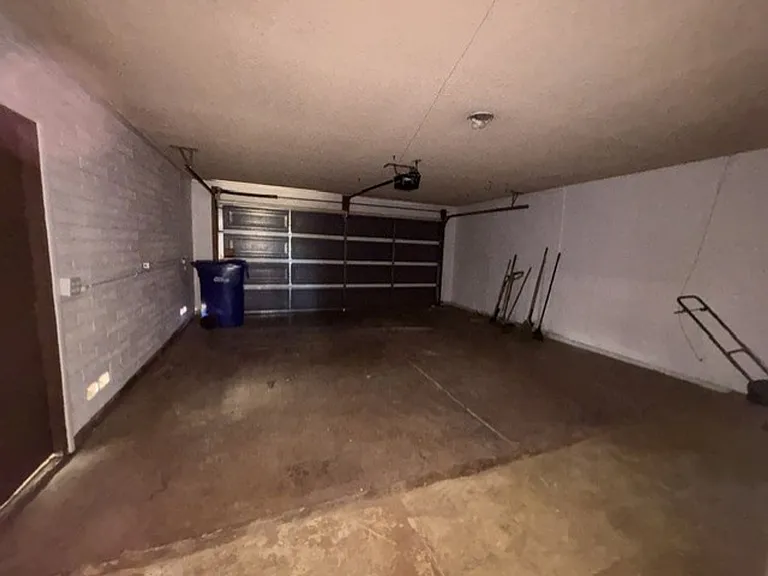 2618 W Knowles Ave — Photo 24
