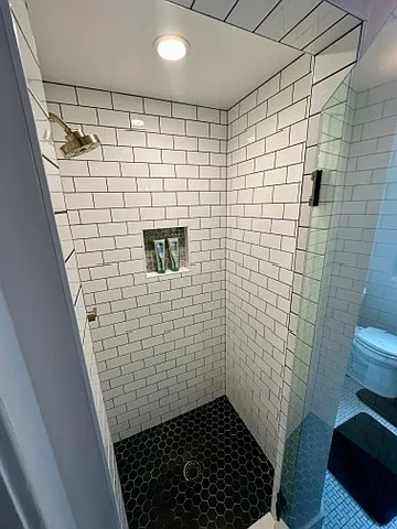 606 Harvard St — Photo 26