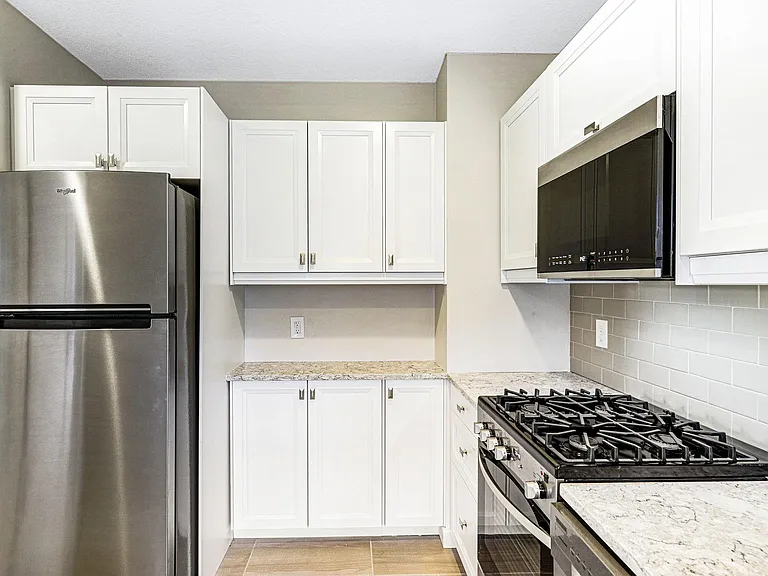 1267 Saint Clair Ave #WEST — Photo 10