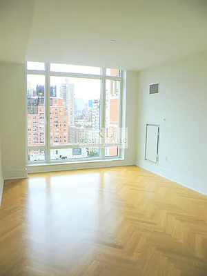 Rented by Rossi Living | media 9