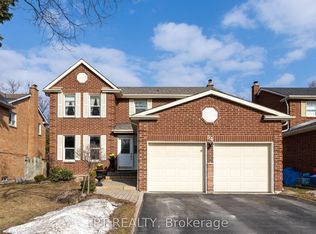 54 Meyer Cir, Markham, ON L3P 4C4