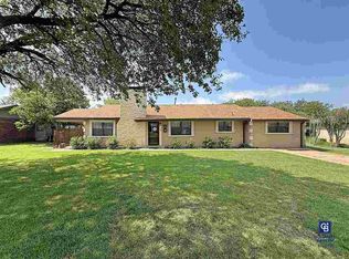 1910 NW Dearborn Ave, Lawton, OK 73507