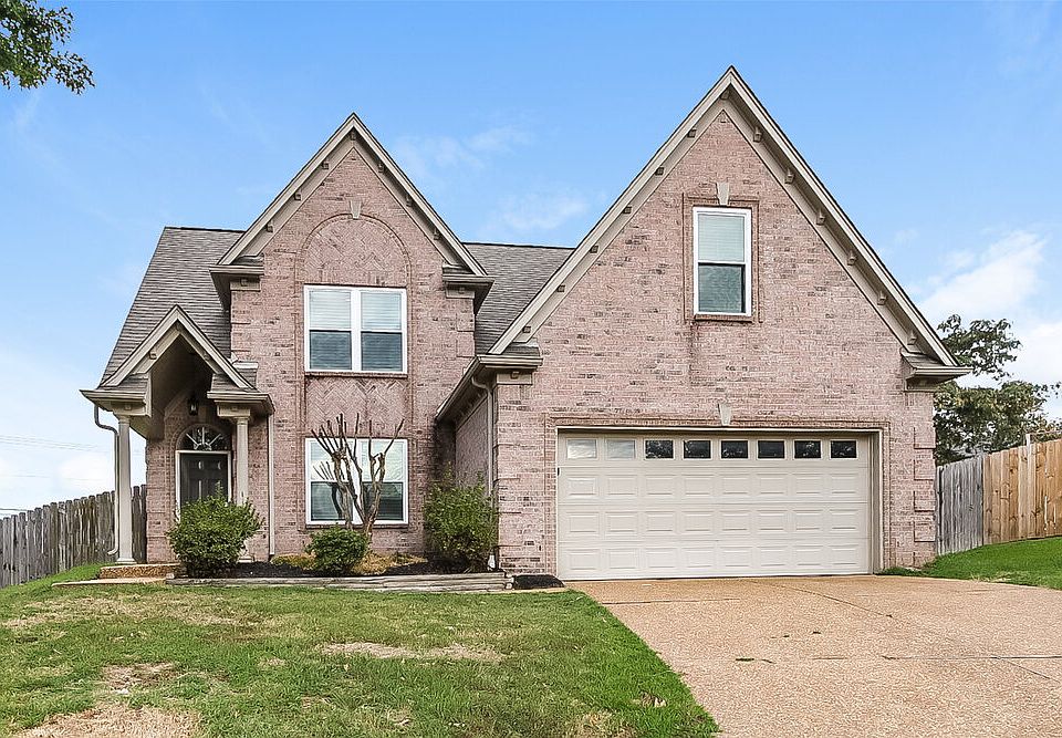 1st image of 65 Magnolia Garden Ln