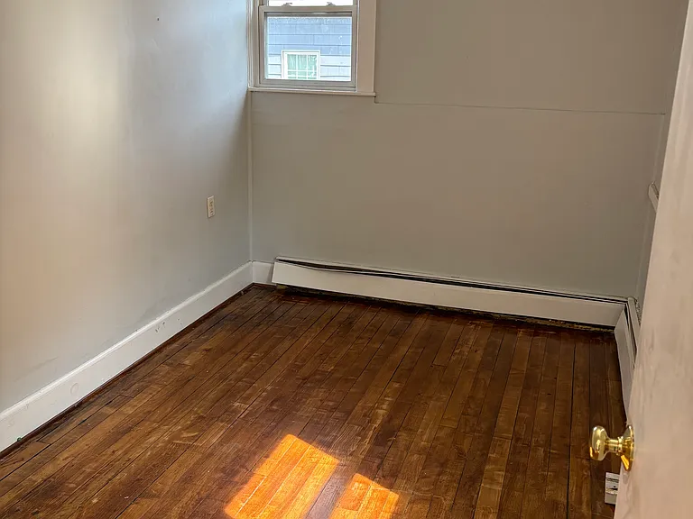 149 Union St #5 — Photo 8