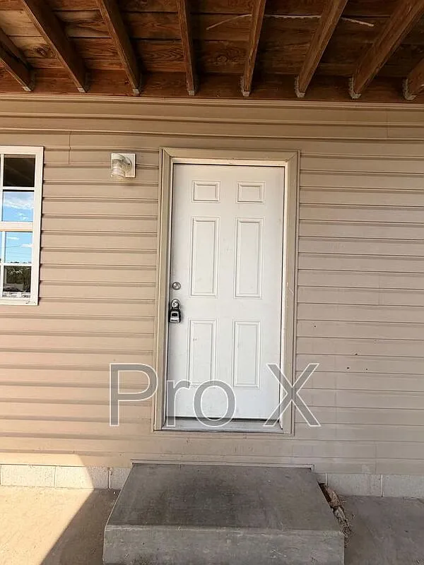 2 bed, 2.0 bath, $825 — Photo 2