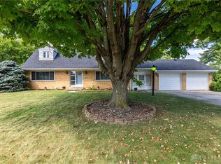 415 W Wenger Rd, Englewood, OH 45322