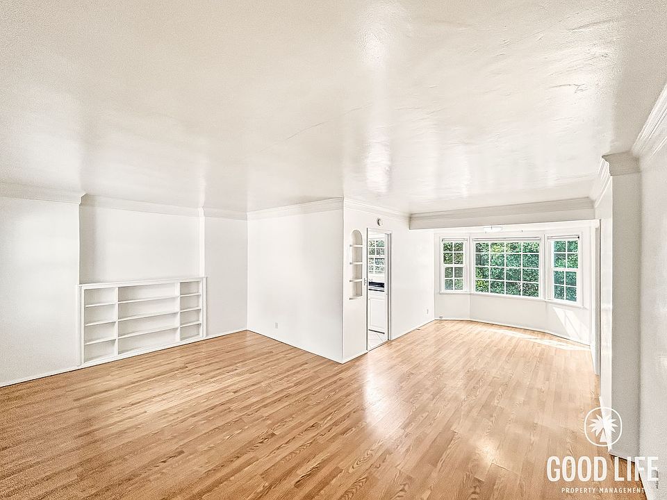 1st image of 3026 1/2 6th Ave