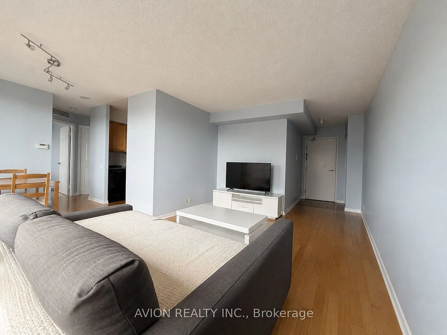 1 bed, $2,500 — Photo 4