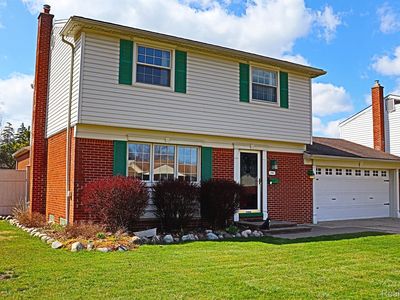 9864 Lincoln St, Taylor, MI, 48180