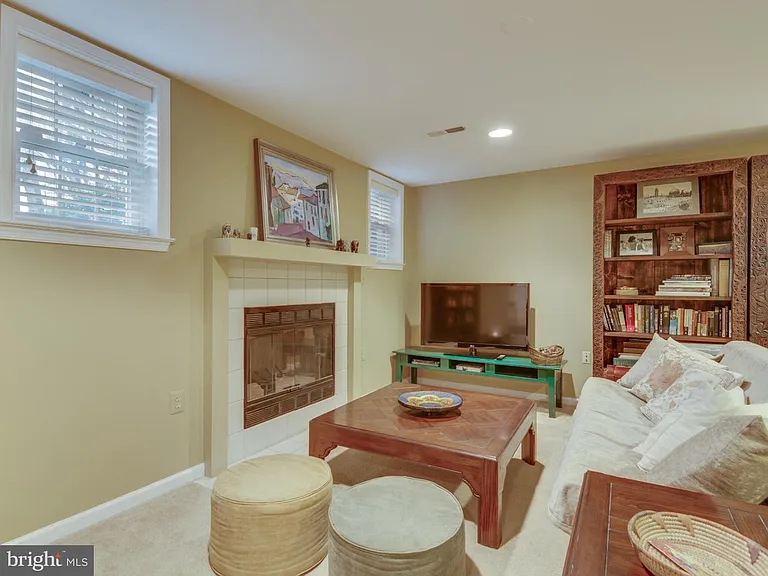 11300 Fairwind Way — Photo 45