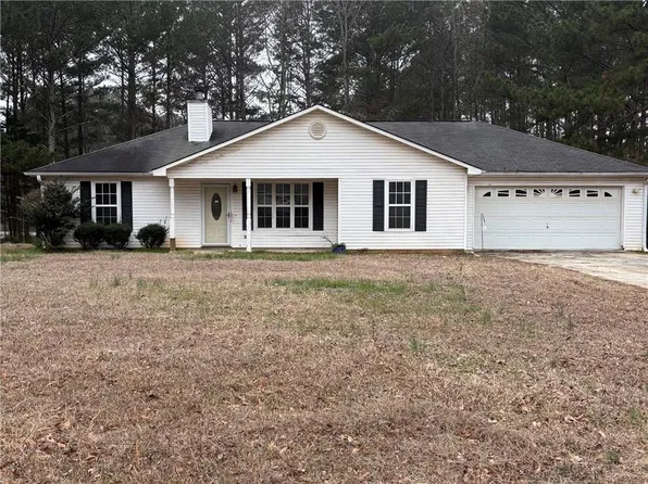 11 Willow Ridge Dr, Hampton, GA 30228