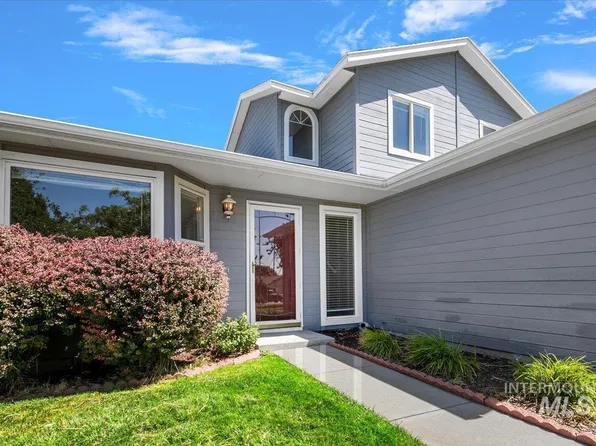 5656 S Snapdragon Pl, Boise, ID 83716