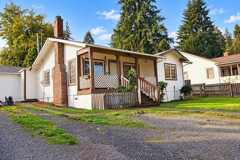 2nd image of 819 Turner Avenue