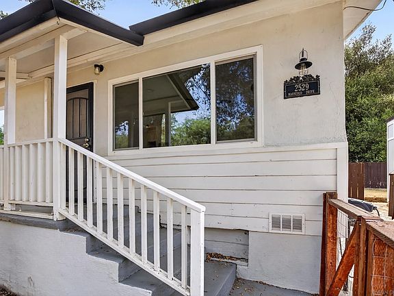 2nd image of 2529 Marygold Dr