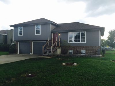 106 NW Amanda Ct, Grain Valley, MO, 64029