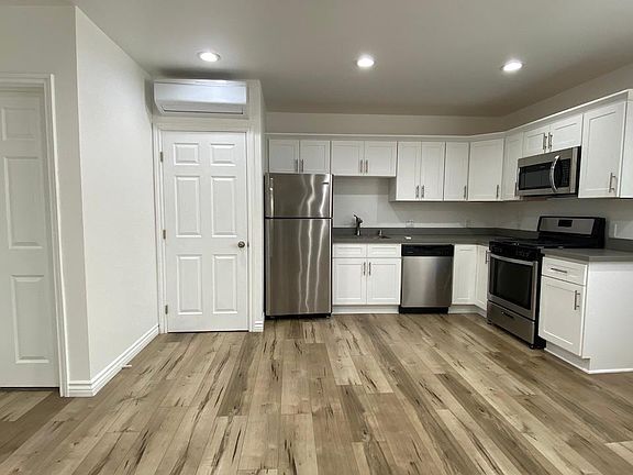 2nd image of 22331 Kittridge St