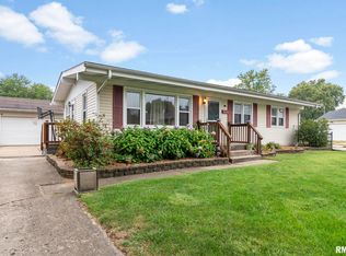 11 Saint Cabrini Ct, Springfield, IL 62702