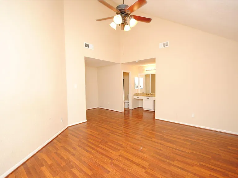738 Country Place Dr #C — Photo 22