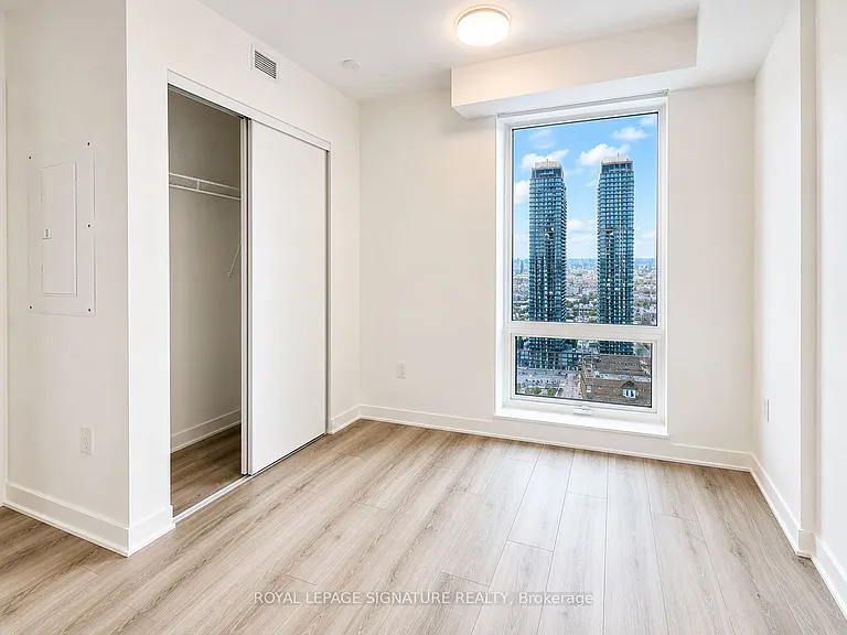 1185 Dupont St #1511 — Photo 3