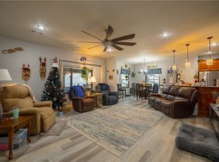 940 Washburn Dr, Pea Ridge, AR 72751