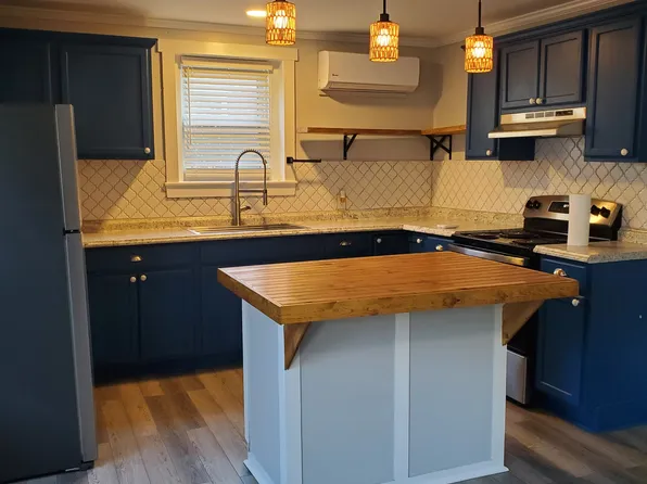 1104 S 2nd St, Wilmington, NC 28401