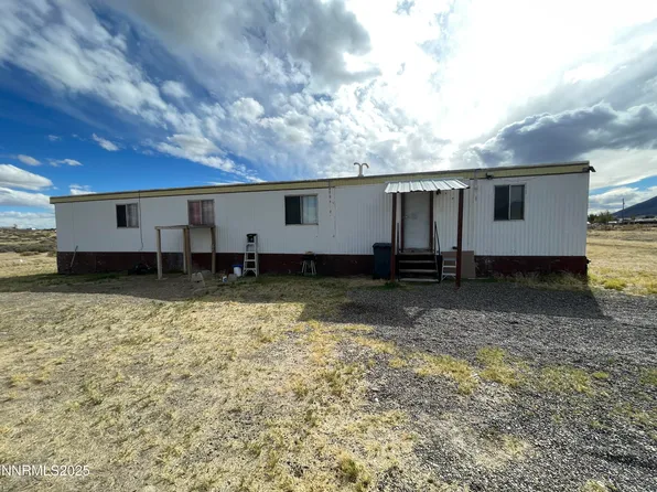 9910 Mayhew Dr, Winnemucca, NV 89445