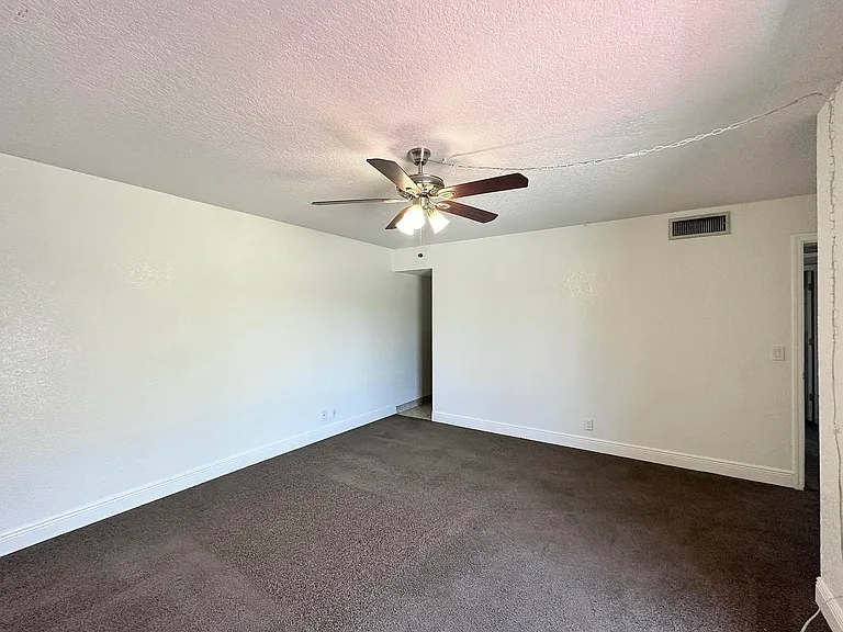 416 Arabian Rd — Photo 23