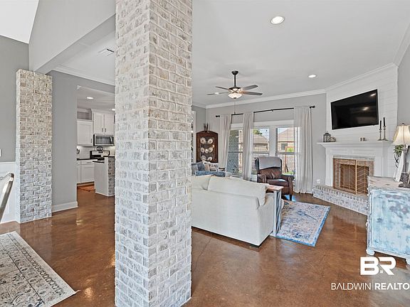 5th image of 27049 Allenbrook Ct