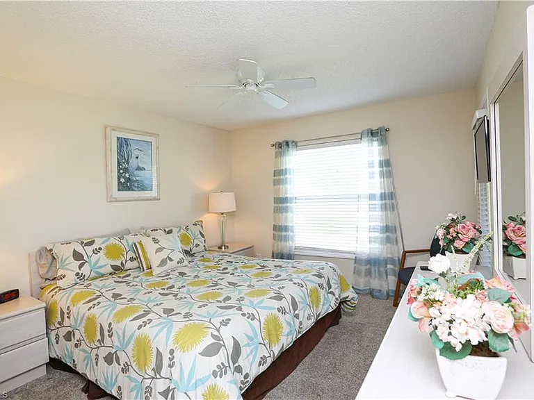 287 Quail Forest Blvd #117 — Photo 9