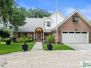 25 Raleigh Dr, Savannah, GA 31406