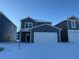 3846 Riverstone Dr, Whitestown, IN 46075