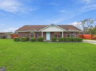 814 Waterfield Dr, Hinesville, GA 31313