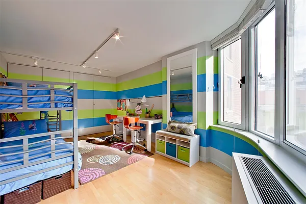 Sold by Douglas Elliman | media 4