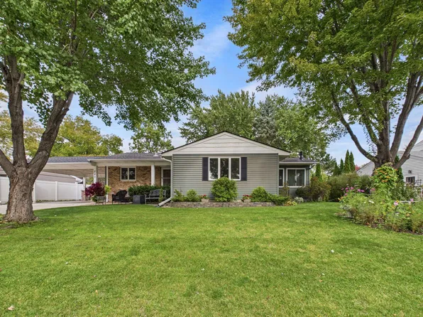 280 Yoho Dr, Anoka, MN 55303