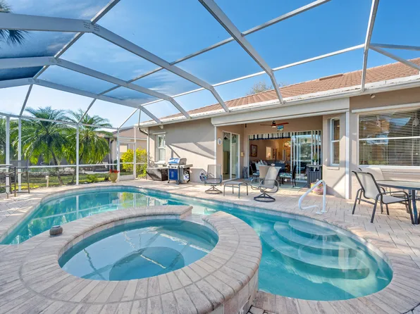 8206 Naples Heritage Dr, Naples, FL 34112