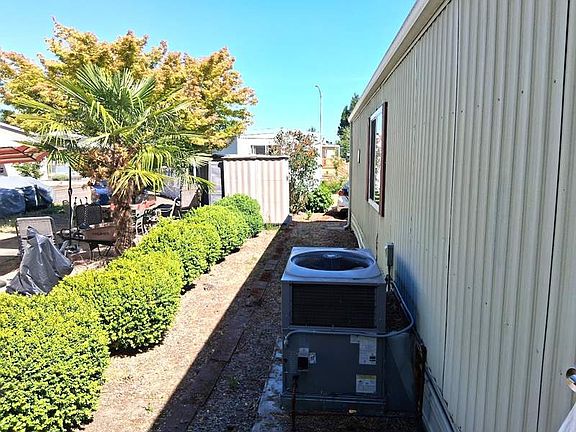 4th image of 2200 Lancaster Dr SE Unit 19A