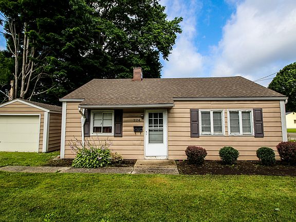 3rd image of 224 Hilbish Ave