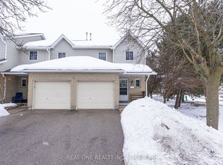 10 Holborn Ct #60, Kitchener, ON N2A 3Y9
