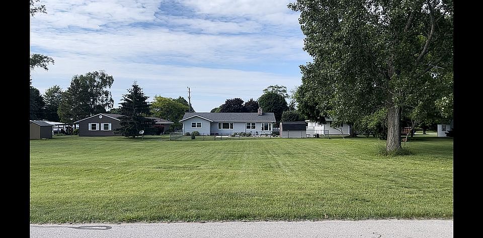 2nd image of 0 Browning Ave