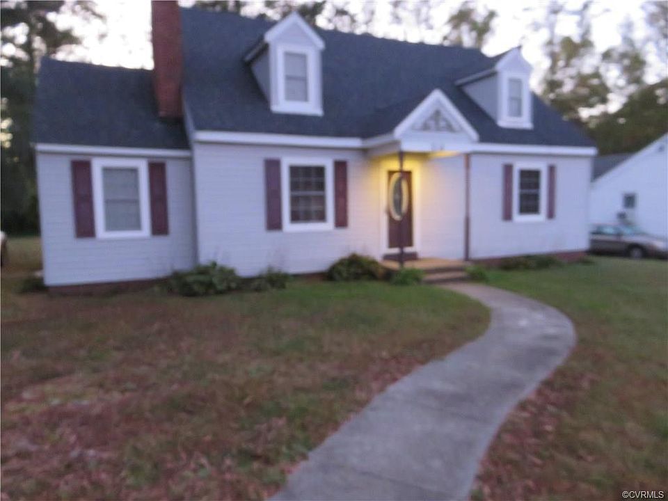 1st image of 214 Fleetwood Ave
